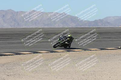 media/Oct-13-2025-Moto Forza (Mon) [[a66d839500]]/3-B Group/Session 2 (Bowl)/